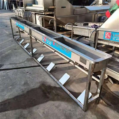 Wieloosobowa umywalka do mycia i dezynfekcji rąk obsługiwana nogą